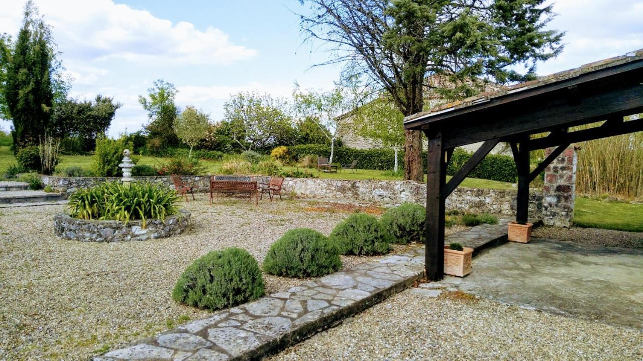 Luxury B&B Maison à votre Santé, in Bordeaux wine region Savignac-de-Duras Esterno foto