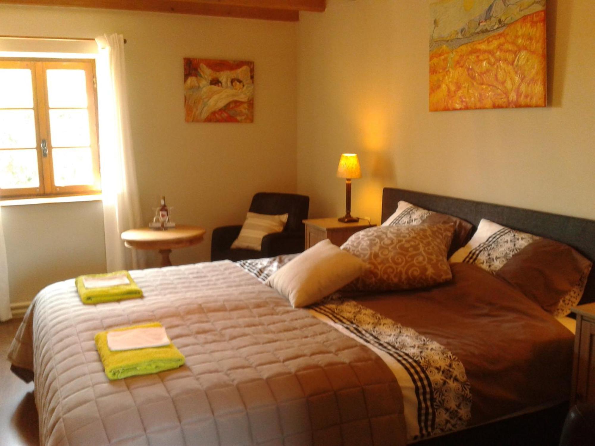 Luxury B&B Maison à votre Santé, in Bordeaux wine region Savignac-de-Duras Camera foto