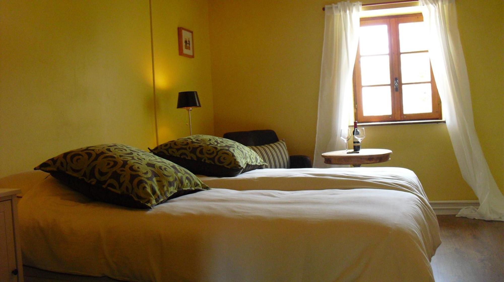 Luxury B&B Maison à votre Santé, in Bordeaux wine region Savignac-de-Duras Camera foto